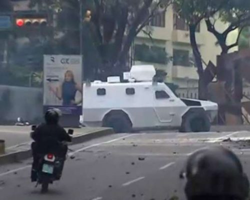 URGENTE: Poucas horas após ser libertado, preso político é sequestrado em Caracas