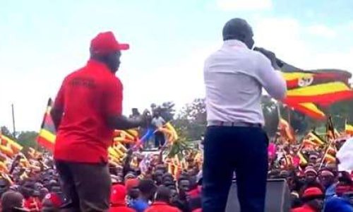 Uganda vai às urnas sob ditadura de quase 40 anos e tensão política (Veja o vídeo)