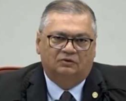 Dino solta o maior absurdo de todos ao julgar Bolsonaro