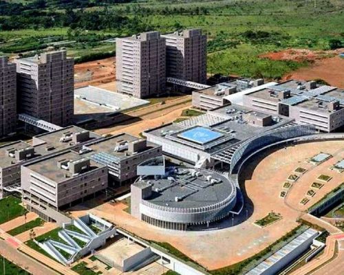 Centro Administrativo do GDF está abandonado há 12 anos e vira garantia em escândalo do BRB