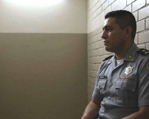 Policial político morre na prisão venezuelana: Estado deixa agente à mercê da morte