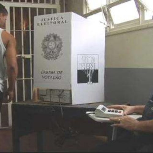 Emenda proíbe voto de presidiário: “Chega a ser ridículo quando dizemos em outros países que no Brasil é possível preso votar”
