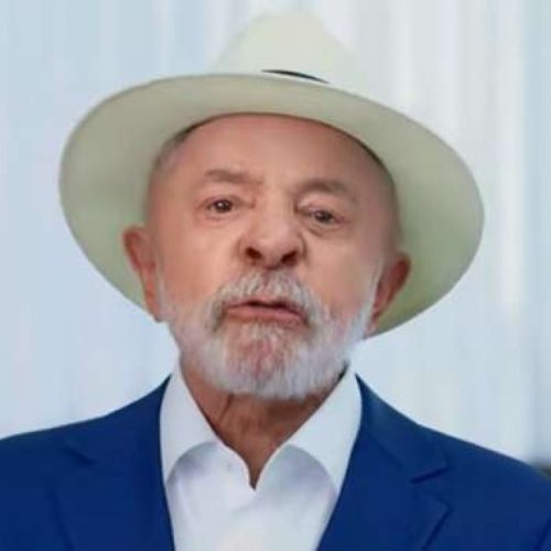 Carlos Bolsonaro desmascara mentira descarada de Lula em pronunciamento oficial
