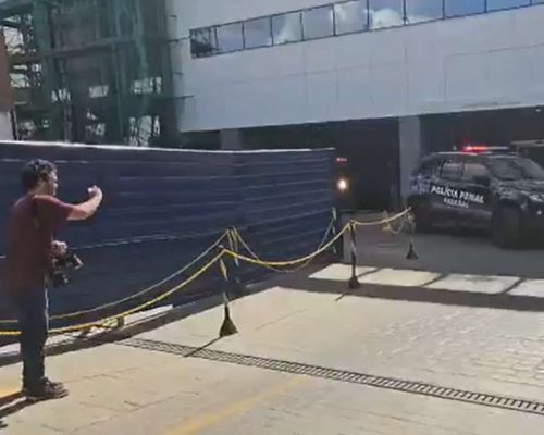 SOB ESCOLTA, Vorcaro deixa a prisão e vai a hospital após mal-estar