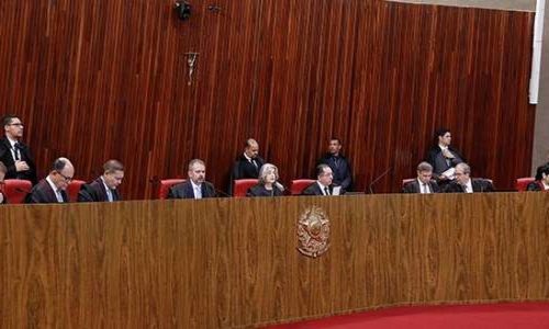 Eduardo Bolsonaro promete denunciar irregularidades do TSE diretamente ao governo Trump
