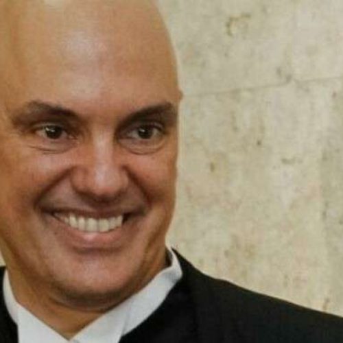 Autoridades se Reúnem em Discreta Festa de Moraes