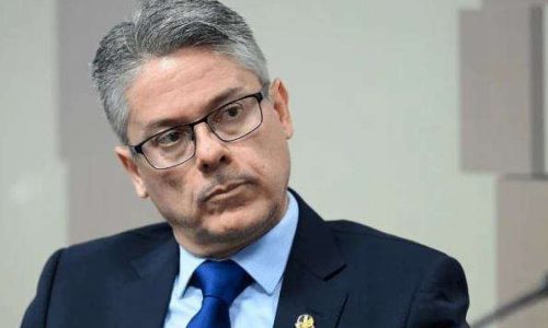 Família de Moraes entra com ação contra relator da CPI do Crime Organizado com base em afirmação falsa