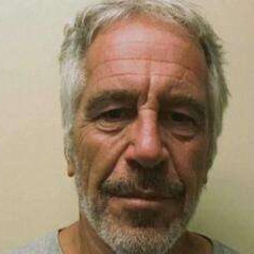 Globo usa foto de Bolsonaro para “creativa” cobertura do caso Epstein/Trancoso