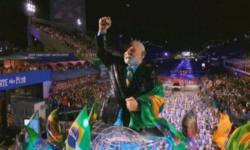 Pesquisa Quaest expõe rejeição: 42% dos comentários sobre homenagem a Lula no Carnaval foram negativos