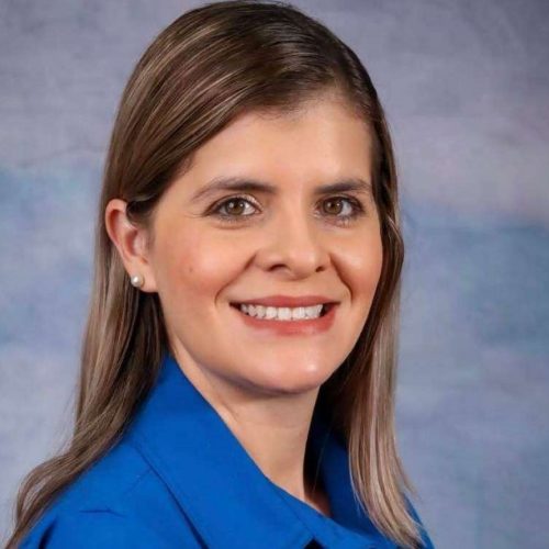 Eleição deste domingo pretende “endireitar” mais um país da América