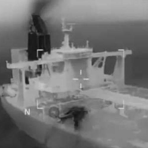 EUA interceptam navio russo ligado à Venezuela por violar sanções