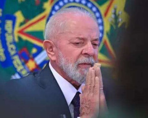 Câmeras flagram marqueteiro petista orientando Lula a mentir sobre o Pix