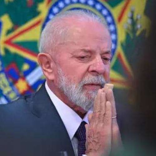 Câmeras flagram marqueteiro petista orientando Lula a mentir sobre o Pix