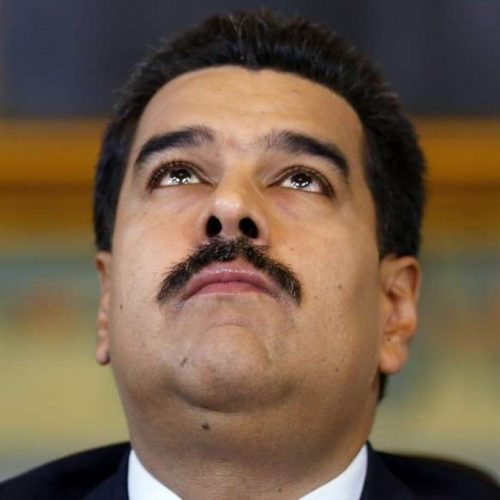 Desesperado, Maduro fala pela 1ª vez após Trump fechar o espaço aéreo da Venezuela