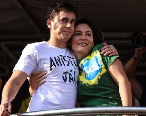 Michelle Bolsonaro elogia Nikolas Ferreira após deputado conseguir compromisso para votar veto ao PL da Dosimetria