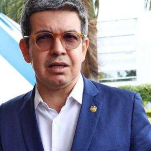 Randolfe Rodrigues avalia desistir da reeleição ao Senado após sequência de pesquisas desfavoráveis
