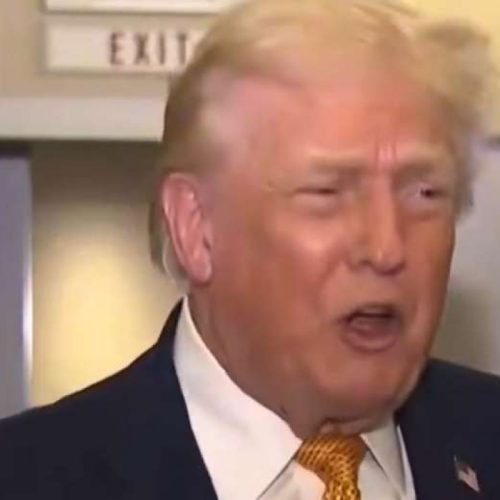 Trump ameaça intervenção militar na Colômbia e ataca Petro (VEJA O VÍDEO)