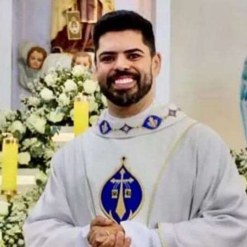 Padre não aparece para celebrar a missa e é achado morto logo em seguida