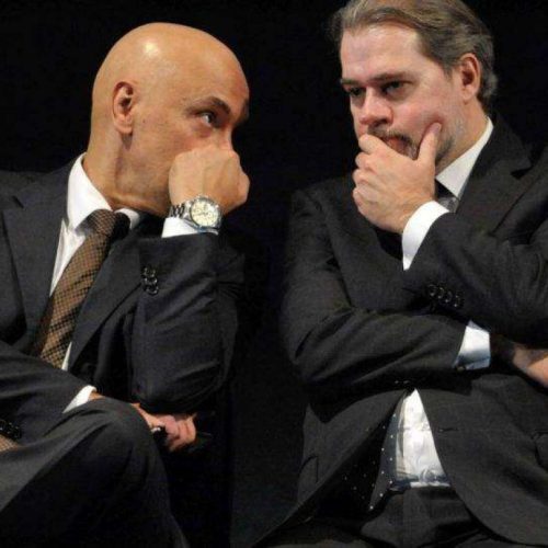 Como os “salvadores da democracia” destroem a legitimidade das instituições