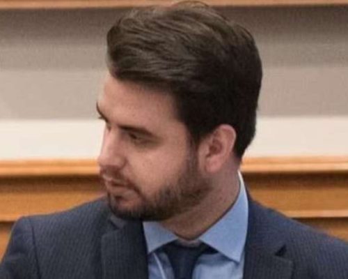 Defesa de Filipe Martins recorre à OEA após Moraes paralisar pedido de transferência urgente