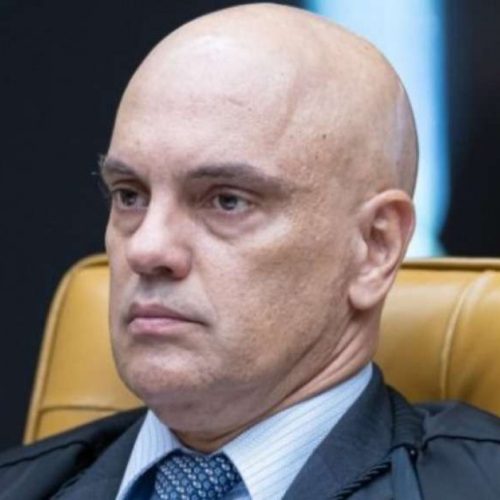 Moraes censura livro, desperta revolta na OEA e loja queima estoque antes que seja tarde