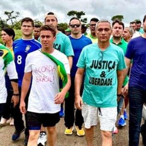 Diante da fúria da esquerda, deputado Nikolas Ferreira usa colete à prova de balas para se proteger