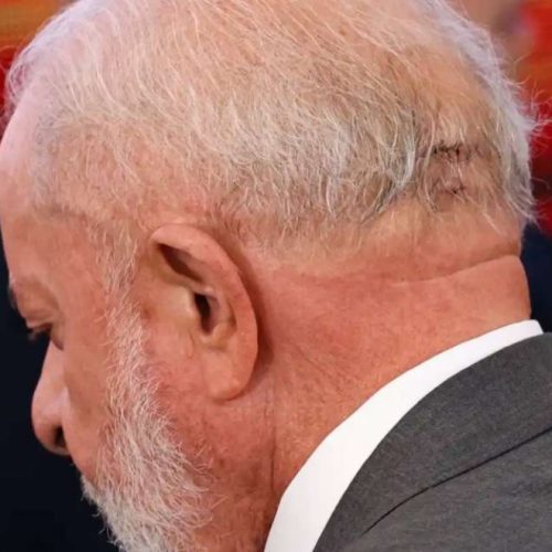 Lula confirma Alckmin como vice na tentativa de reeleição e convoca debandada de 18 ministros