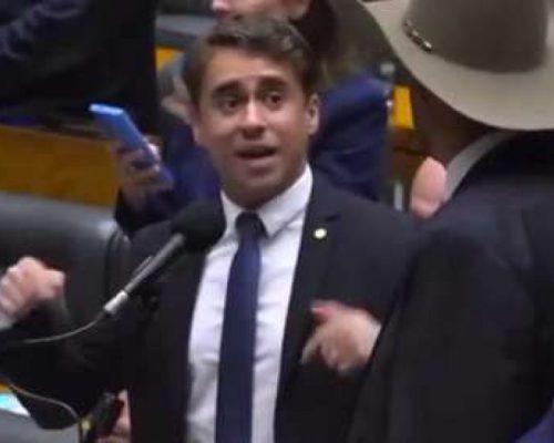 Com forte apoio de Nikolas Ferreira, Câmara acelera proposta que amplia limite do MEI para R$ 130 mil