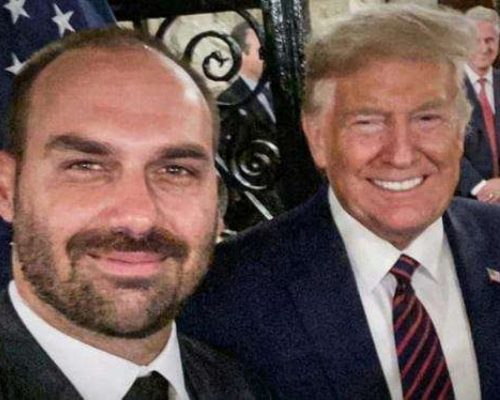 Eduardo Bolsonaro demonstra força ao ser convidado para evento com Trump e Milei