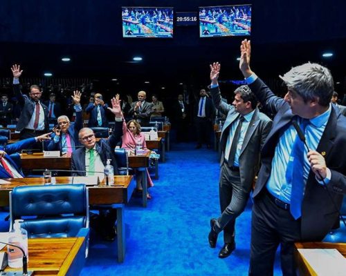 PL Antifacção avança rapidamente e eleva penas a até 120 anos