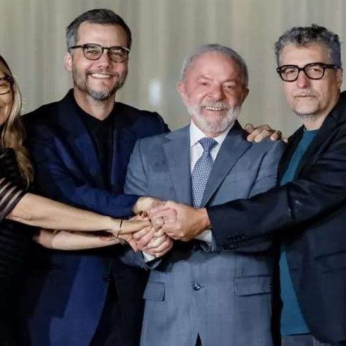 Diretor de filme de Wagner Moura se expõe ao ridículo para defender Alexandre de Moraes