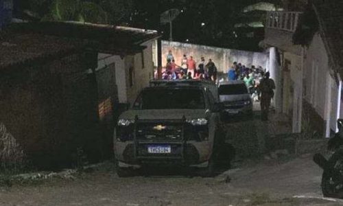 Homem invade casa da prefeita e morre baleado