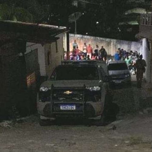 Homem invade casa da prefeita e morre baleado