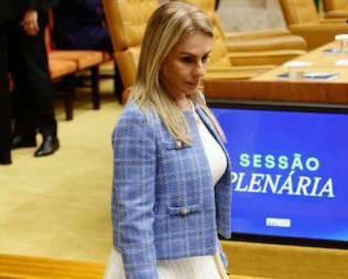 Ex-funcionária nega ter produzido documentos e expõe possível fraude em caso envolvendo escritório de Viviane Barci