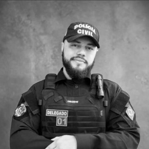Delegado de 32 anos é encontrado morto com tiro na cabeça dentro de casa no Piauí