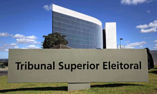 TSE sob nova direção: Nunes Marques deve assumir presidência nesta terça-feira