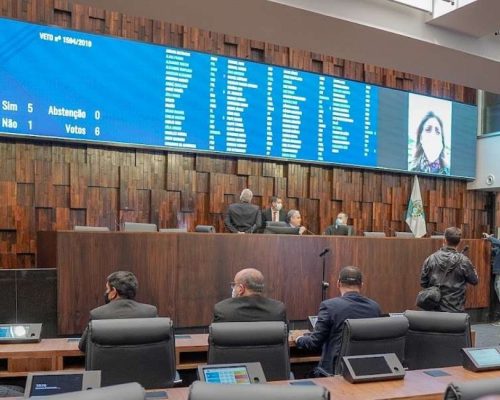Rio de Janeiro: deputados ameaçam expor amantes de desembargadores em retaliação a demissões na máquina pública