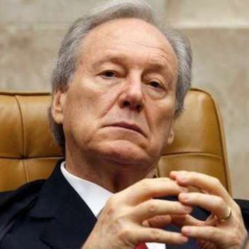 Escândalo das “estripulias” de Lewandowski com o Banco Master abala o Governo