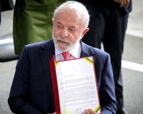 Lula, isolado e impopular, veta o PL da Dosimetria e acumula mais um erro