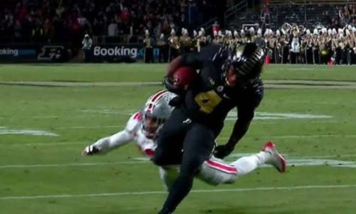 Jovem astro da NFL morre aos 25 anos com ferimento por arma de fogo; causa segue sob investigação