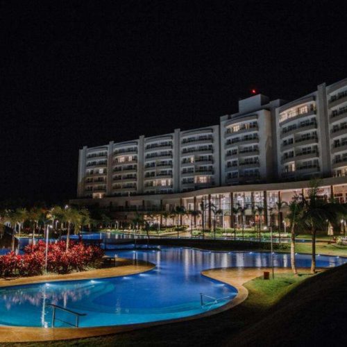 Imagens inéditas mostram Ronaldo Fenômeno encontrando Toffoli no resort Tayayá – Veja o vídeo!