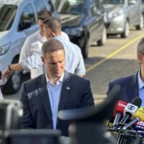 Guilherme Derrite, nome da segurança, pode ser vice de Flávio Bolsonaro, reforçando a bandeira contra o PT