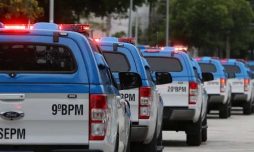 Polícia do RJ deflagra nova fase de operação contra Comando Vermelho e mira mãe e irmão de rapper