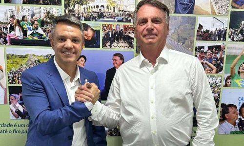 Vereador de Porto Alegre organiza mutirão de cartas em apoio a Bolsonaro no dia de seu aniversário