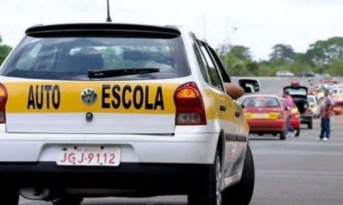 Novas regras da CNH provocam demissões em massa e ameaçam empreendedores