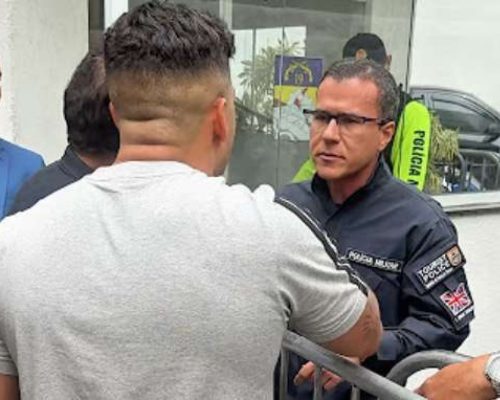 Gabriel Monteiro expõe omissão de policial frente a flanelinhas em um dos maiores “terros” do Rio (Veja o vídeo)