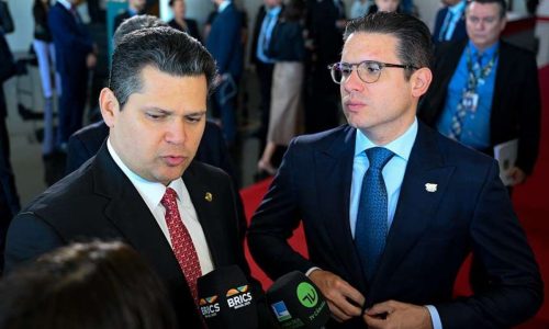 Congresso Nacional Brasileiro morre por corrupção e ausência de ética, diz nota satírica