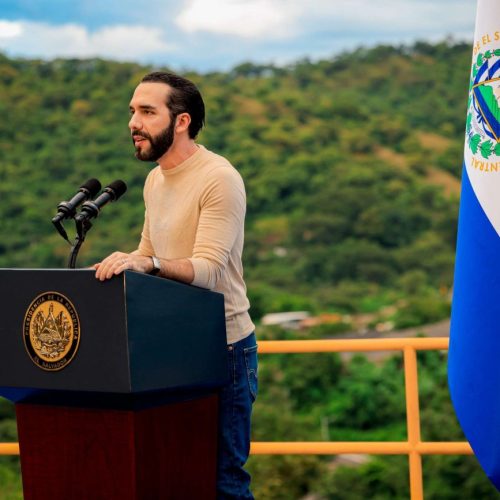 Brasil 1964 e El Salvador hoje: o progresso que surge quando o dinheiro público é bem administrado