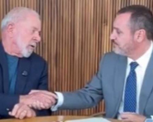 PF afirma que faixa com a palavra ‘ladrão’ em janela ‘poderia configurar crime contra a honra’