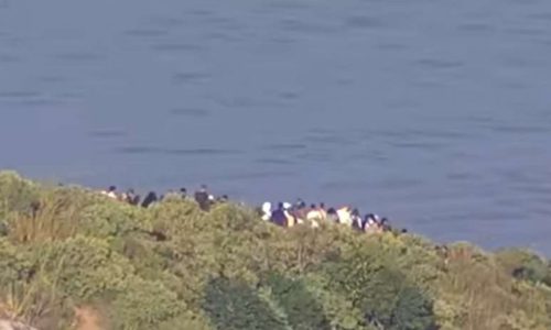 Operação contra líderes do Comando Vermelho termina em tiroteio e deixa turistas presos no topo de morro no Rio